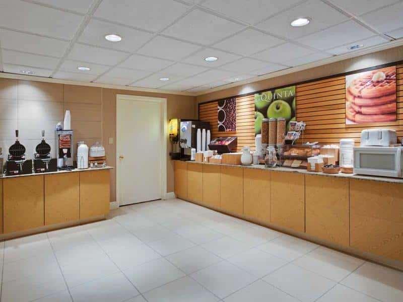 La Quinta By Wyndham Naples East Hotel Golden Gate Bagian luar foto