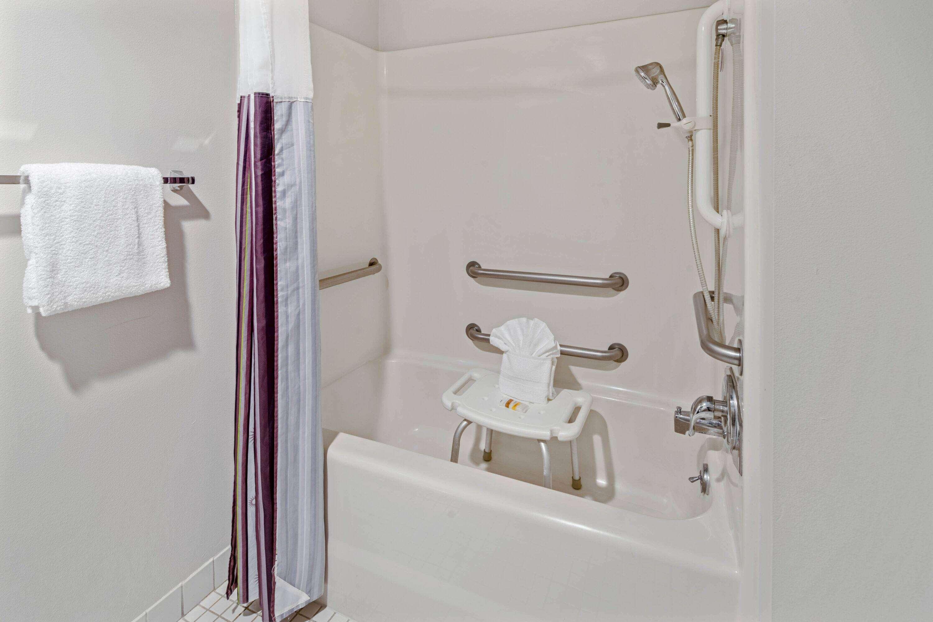 La Quinta By Wyndham Naples East Hotel Golden Gate Bagian luar foto